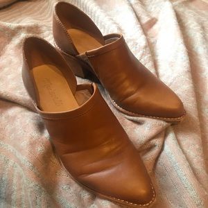 Madewell Brady Lowcut Bootie (size 7)